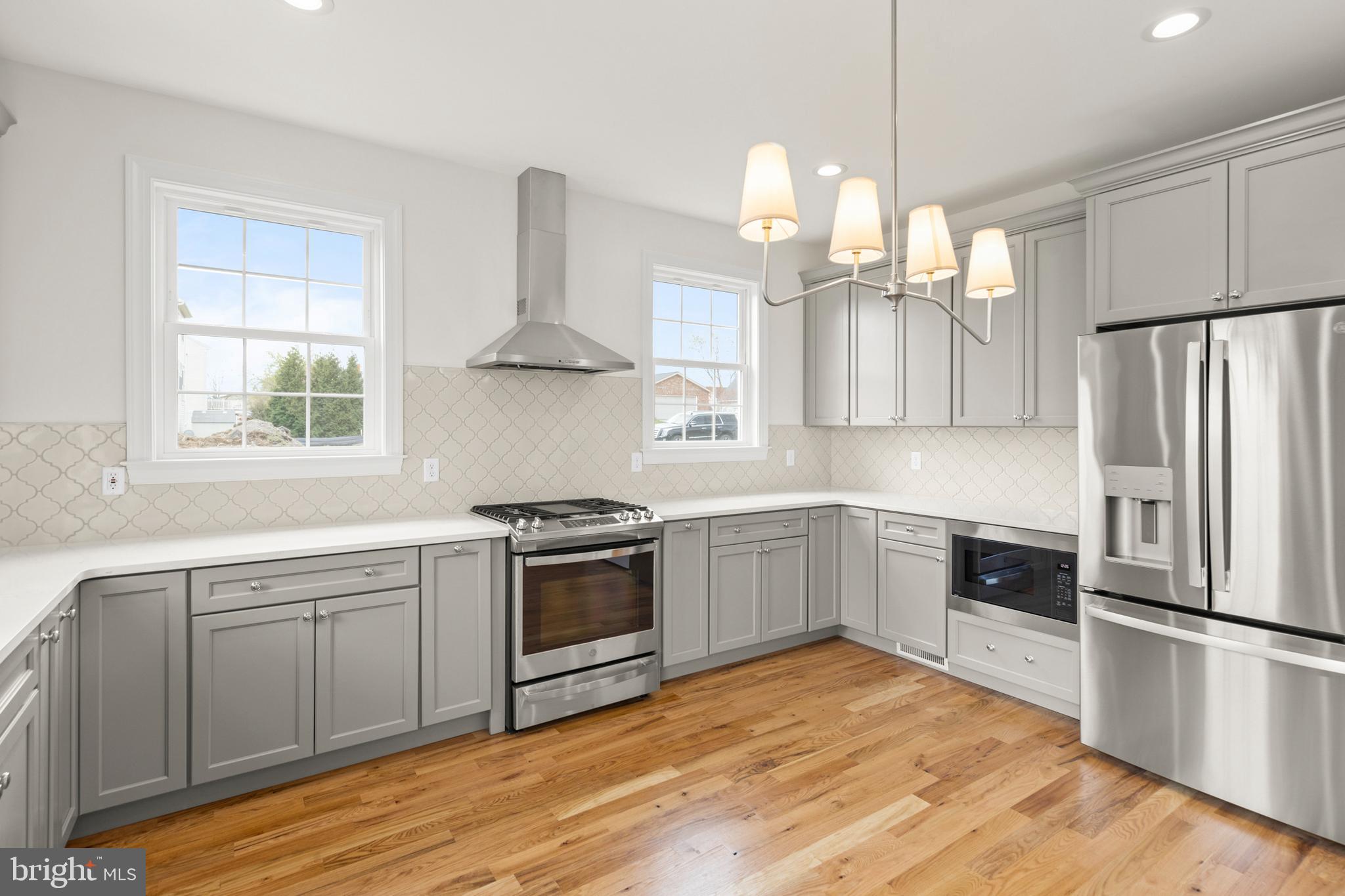 WAKELAND MANOR - Residential