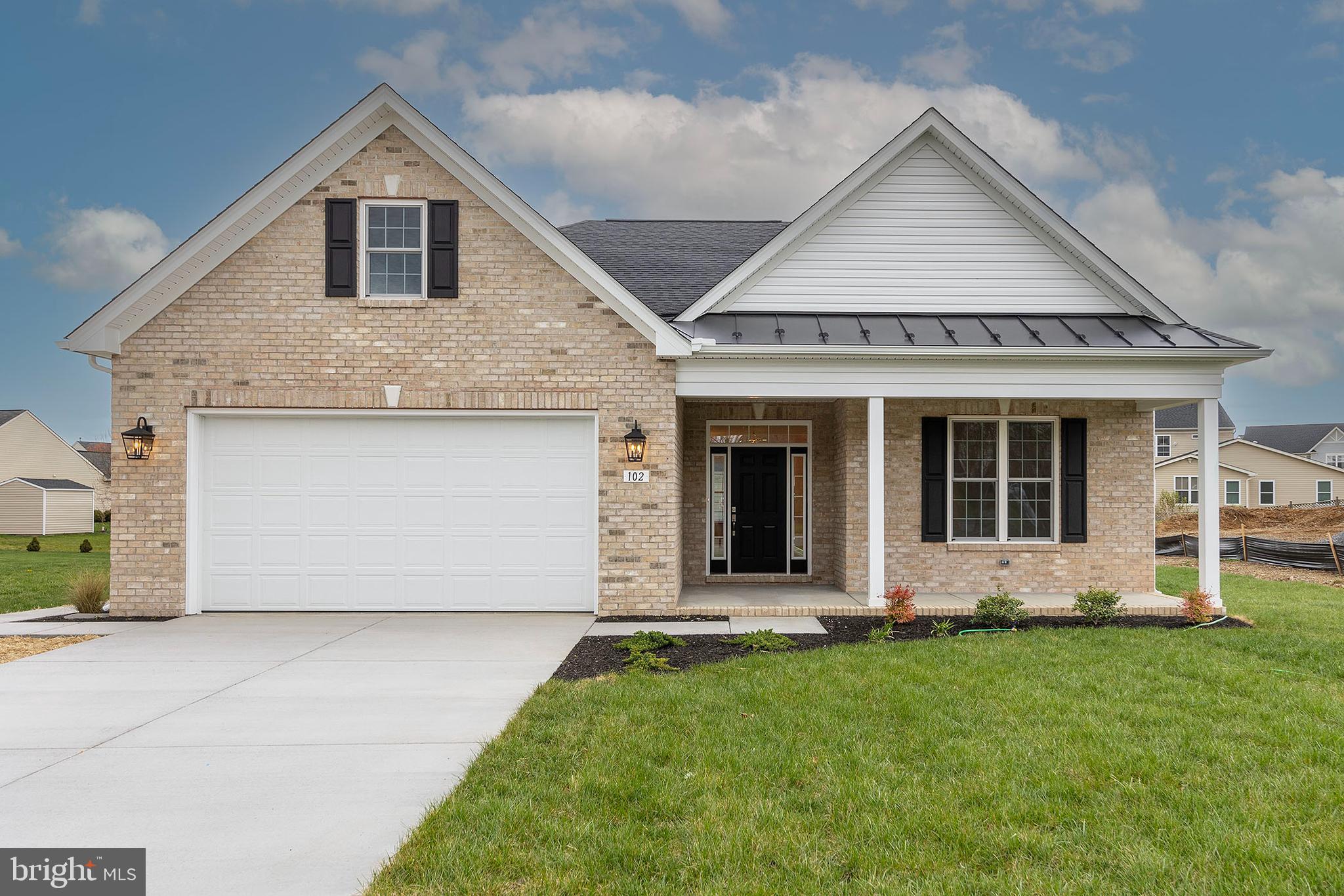 WAKELAND MANOR - Residential