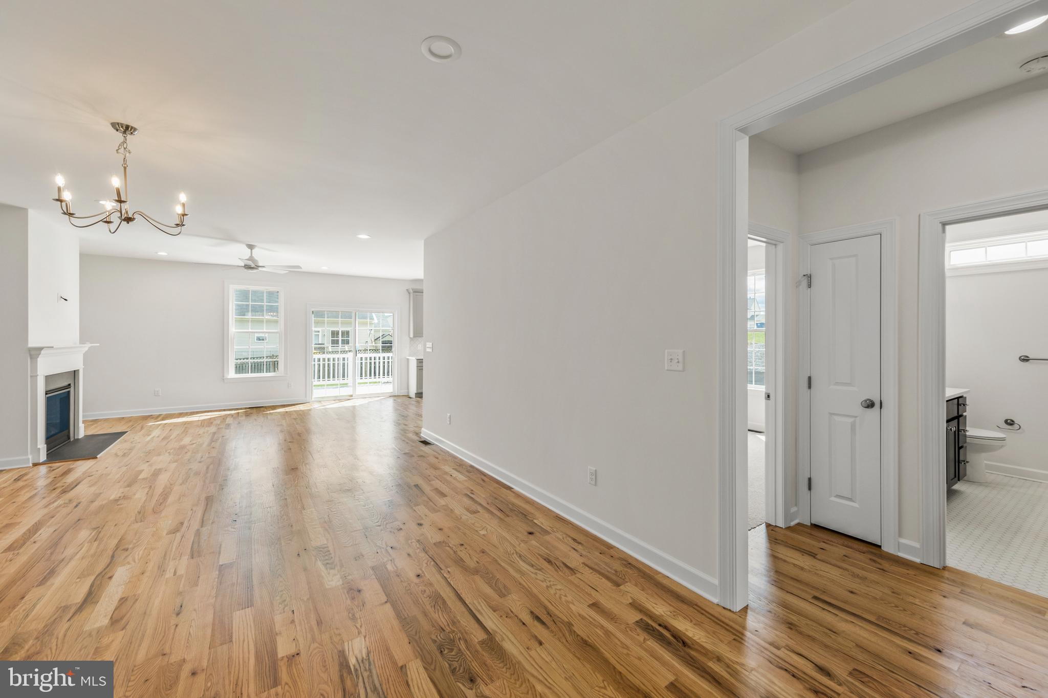 WAKELAND MANOR - Residential