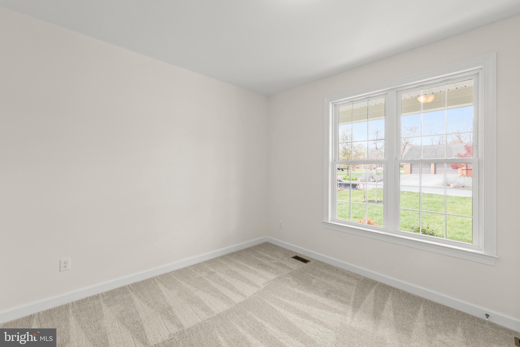 WAKELAND MANOR - Residential