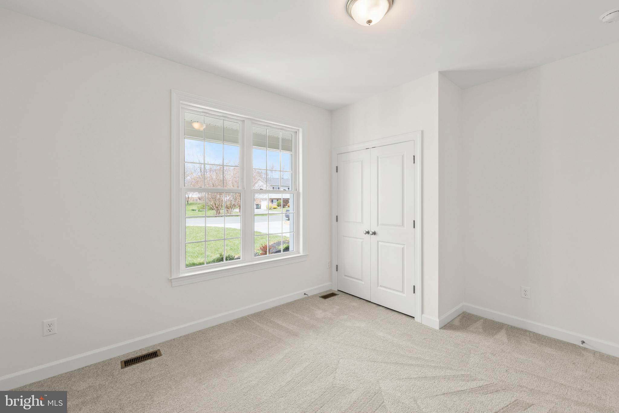 WAKELAND MANOR - Residential