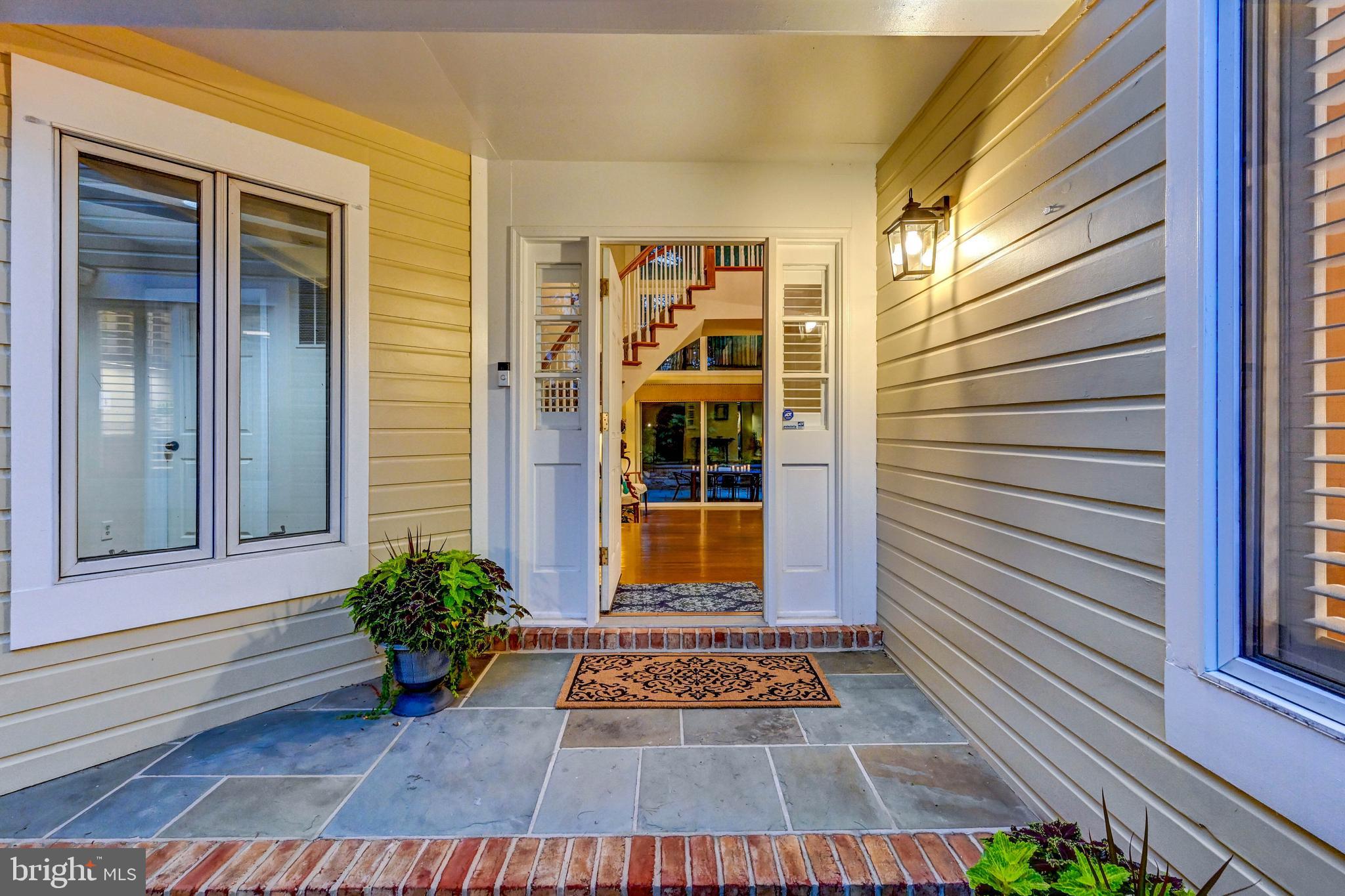 10 OLD BOXWOOD LANE