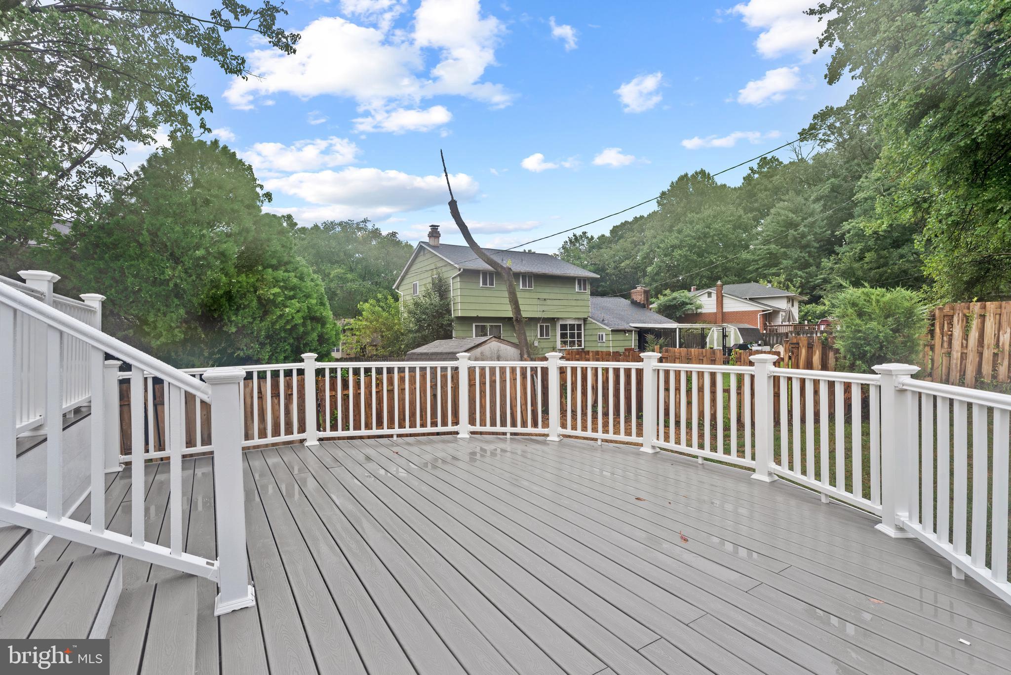 KINGS POINT - Residential