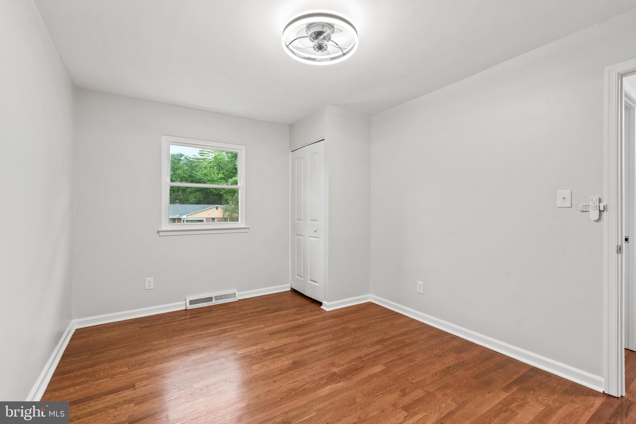 KINGS POINT - Residential