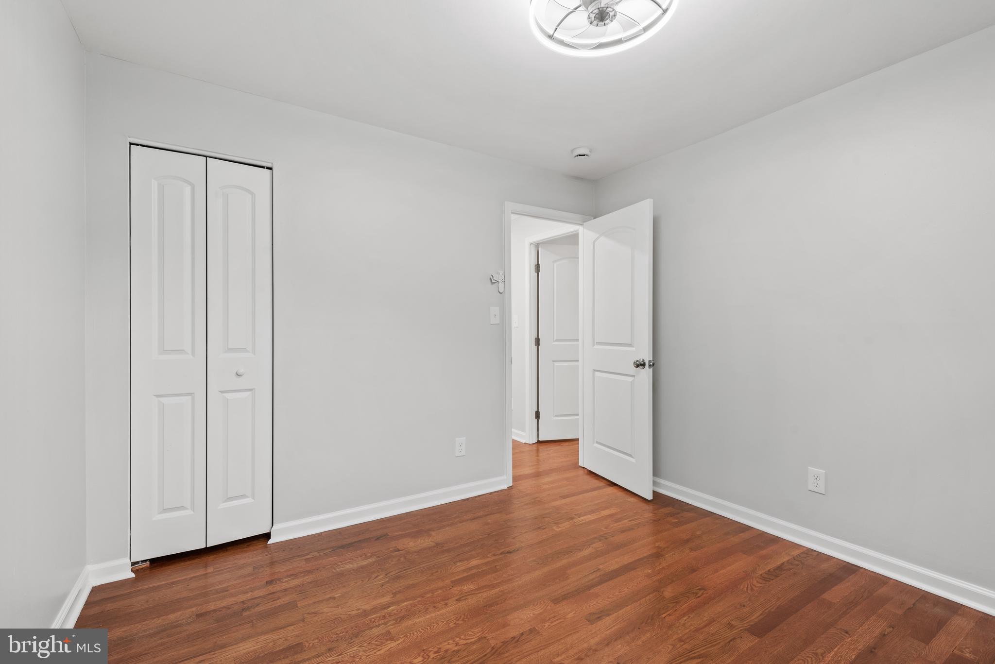 KINGS POINT - Residential