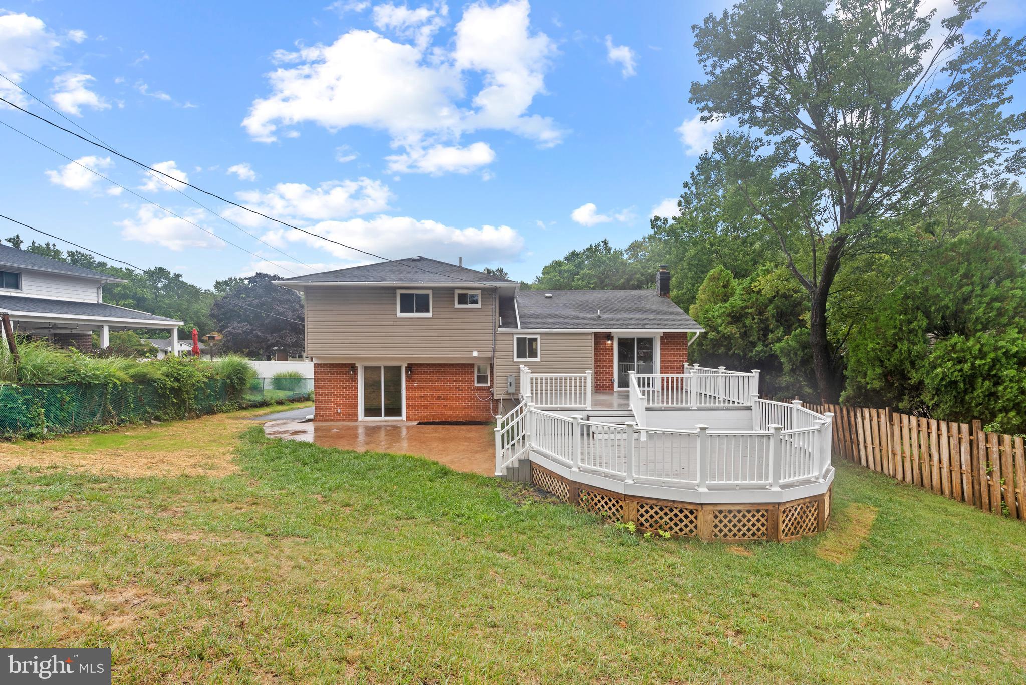 KINGS POINT - Residential