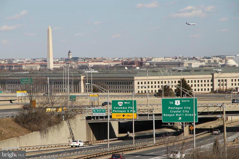 SOUTHAMPTON - Residential Lease