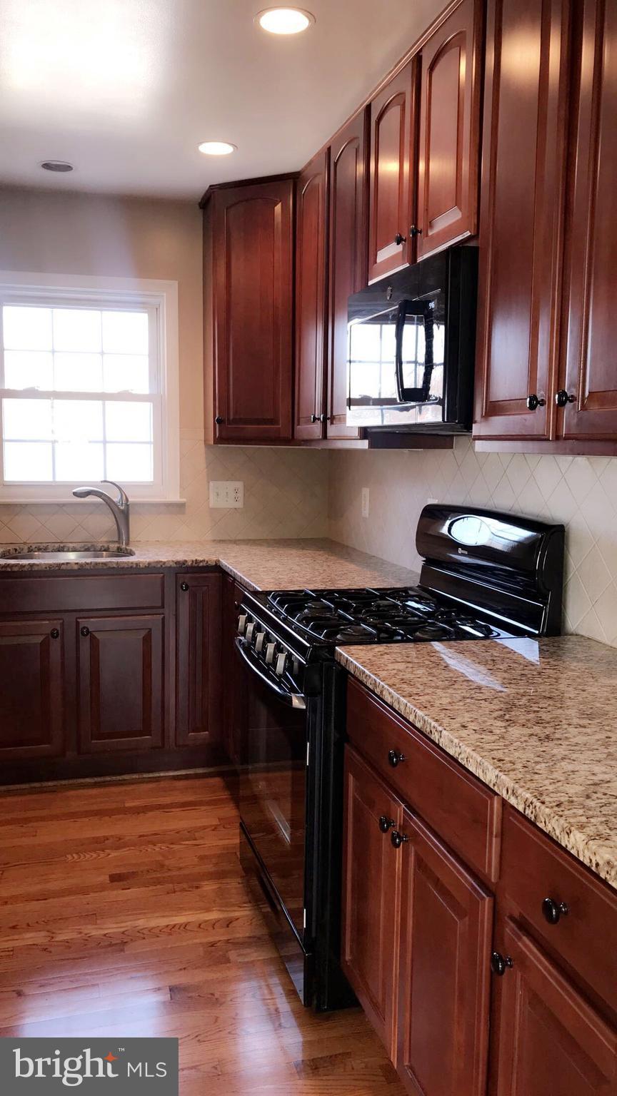 DALE CITY - Residential Lease