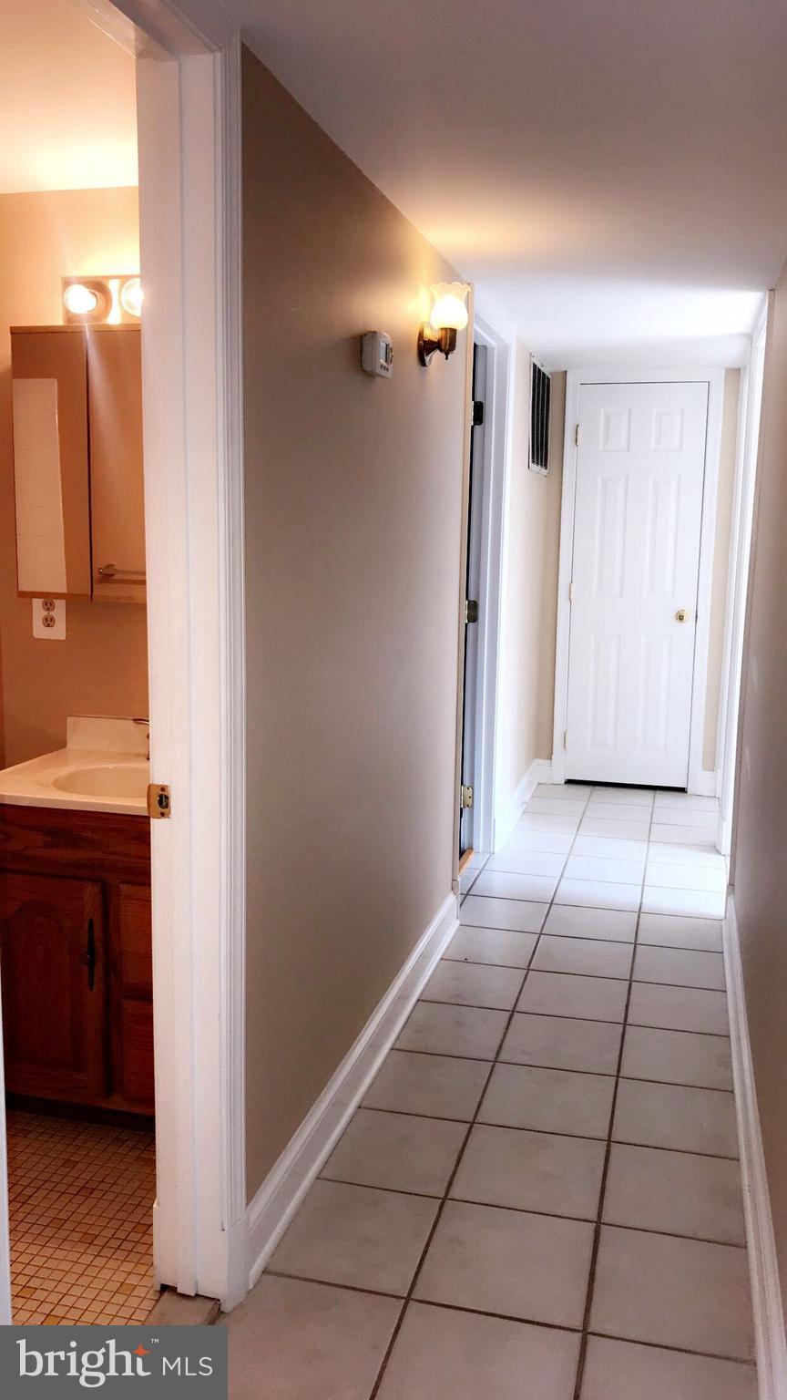DALE CITY - Residential Lease