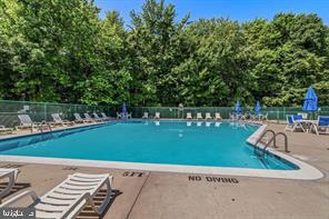 SOUTH MEADOWS - Residential