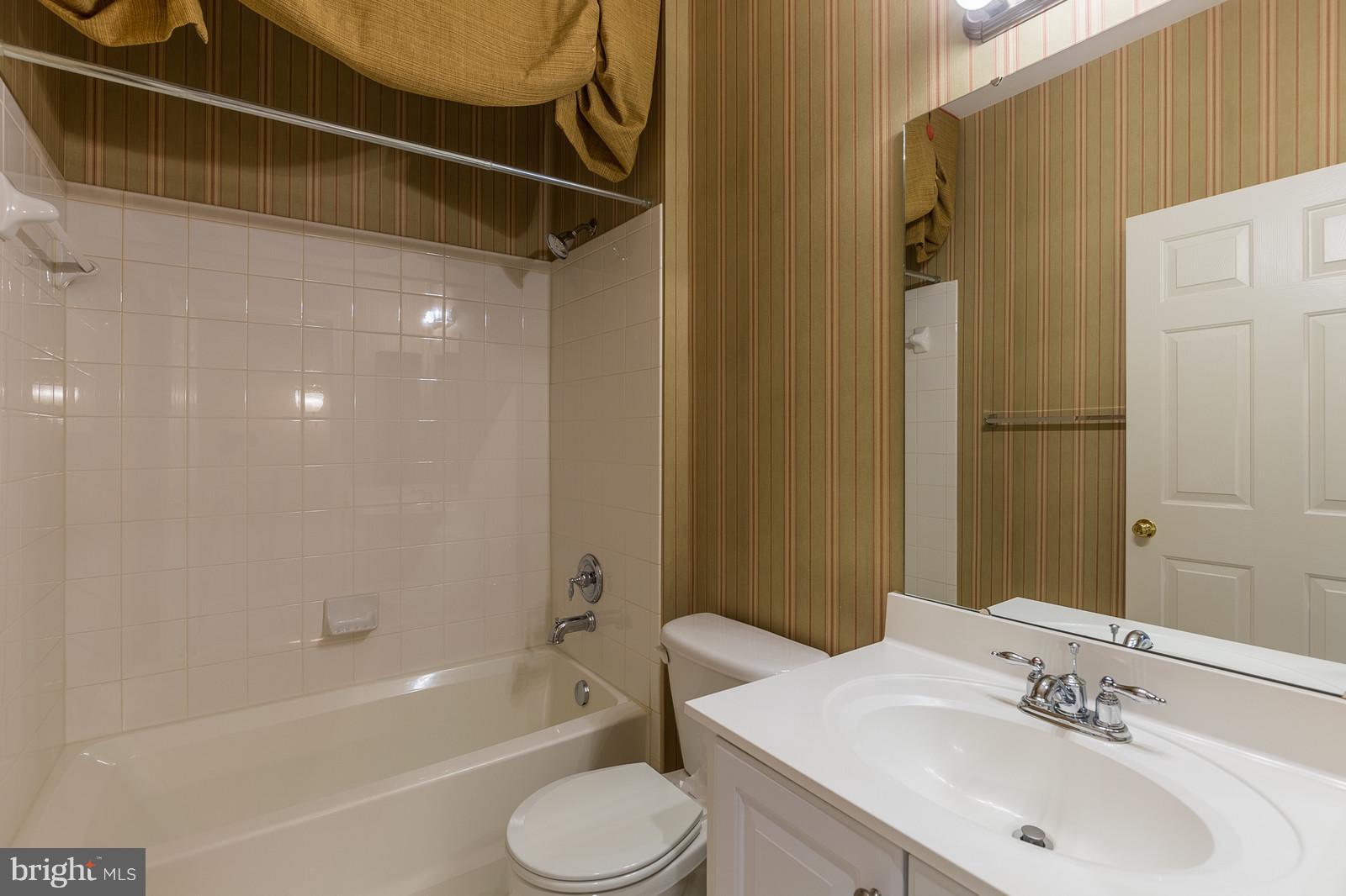 PORT POTOMAC - Residential