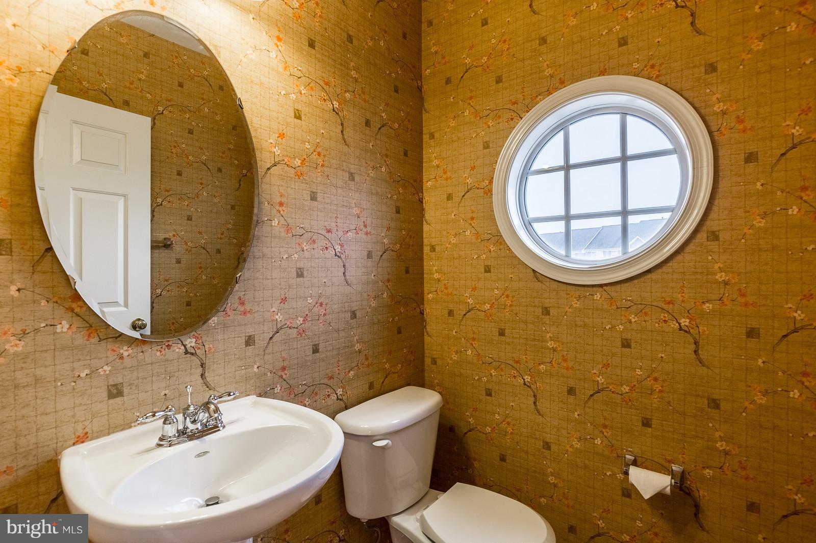 PORT POTOMAC - Residential