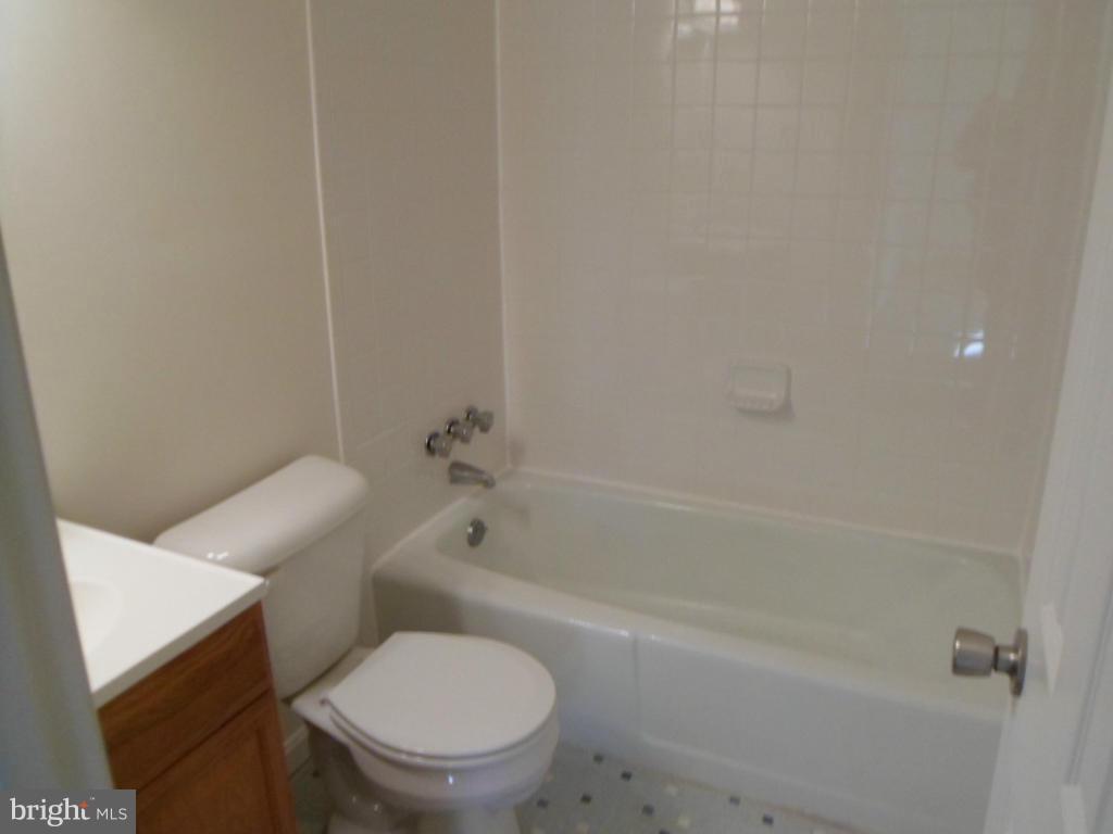 BRETON BAY ESTATES - Residential