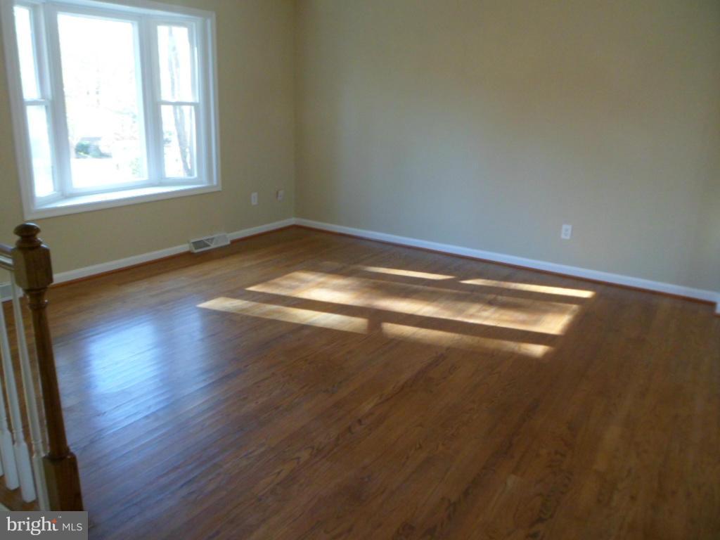 BRETON BAY ESTATES - Residential