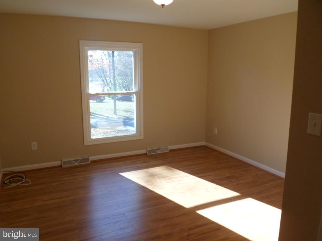 BRETON BAY ESTATES - Residential