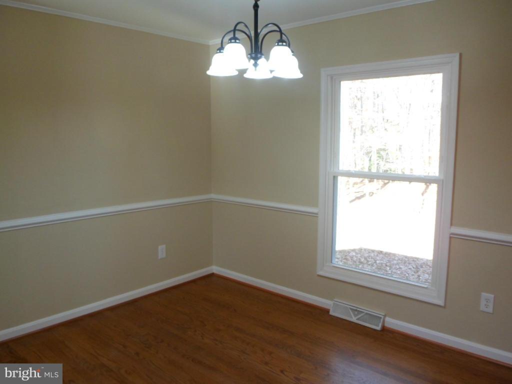 BRETON BAY ESTATES - Residential