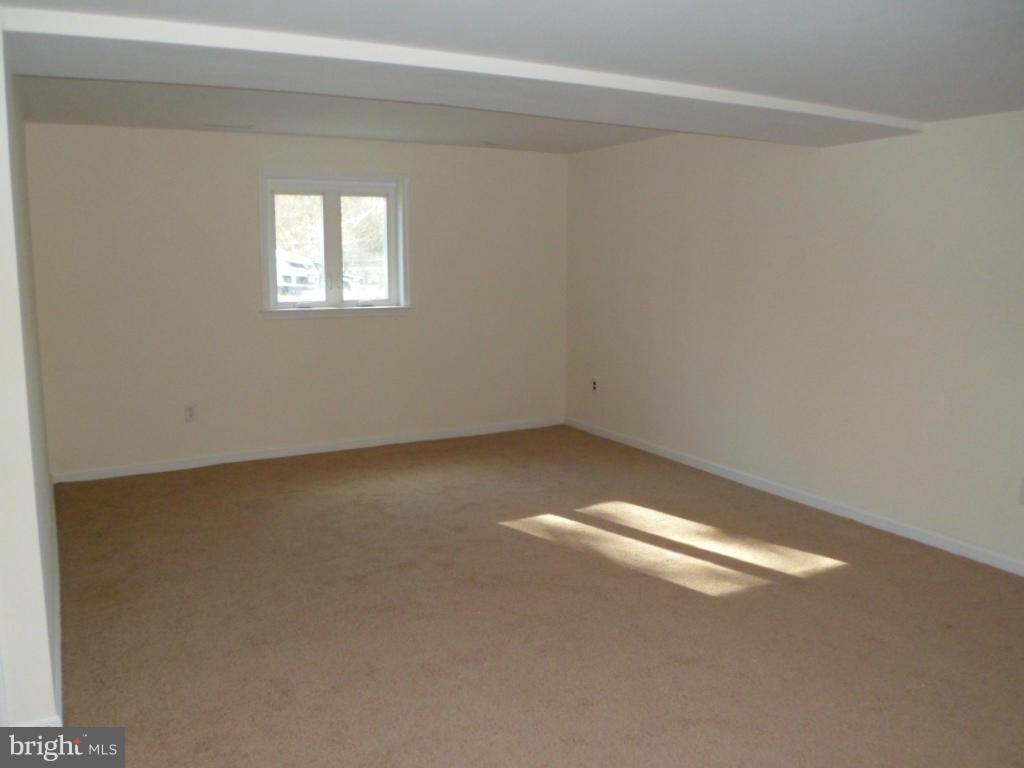 BRETON BAY ESTATES - Residential