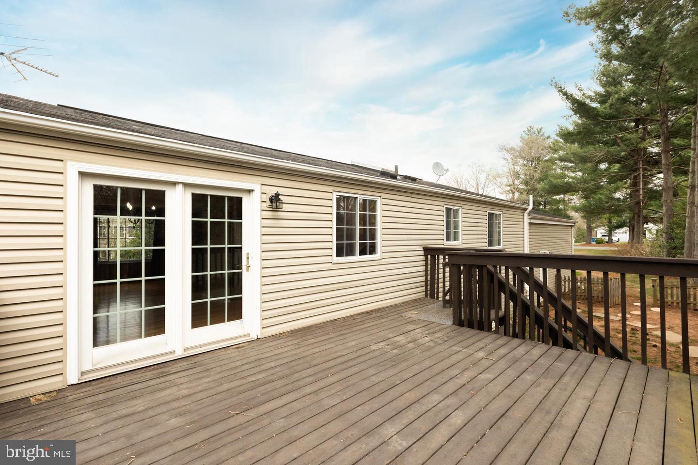 LOCKMEADE - Residential Lease