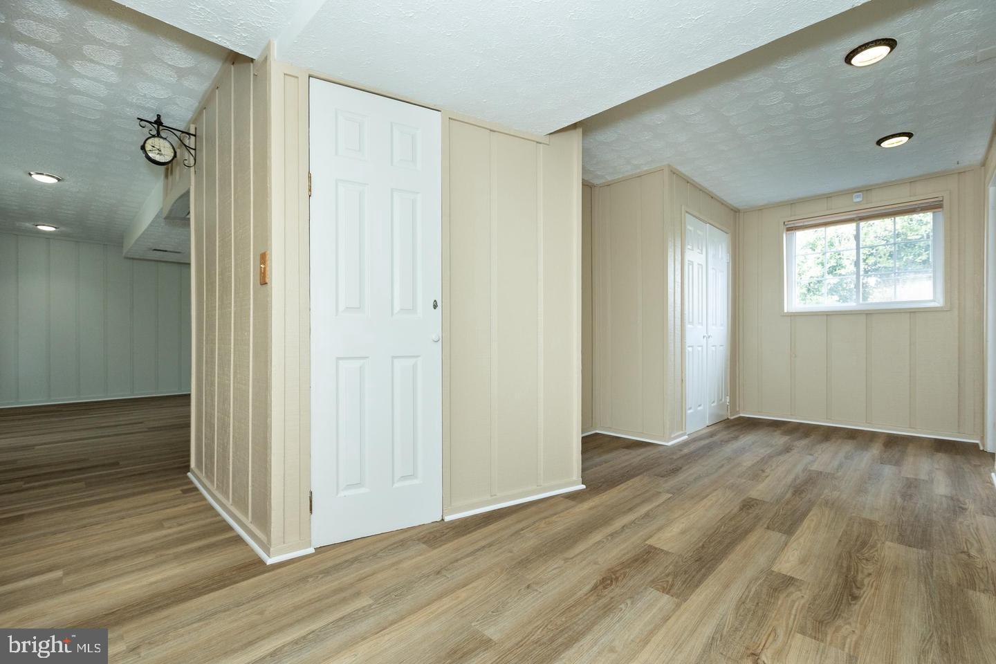 LOCKMEADE - Residential Lease