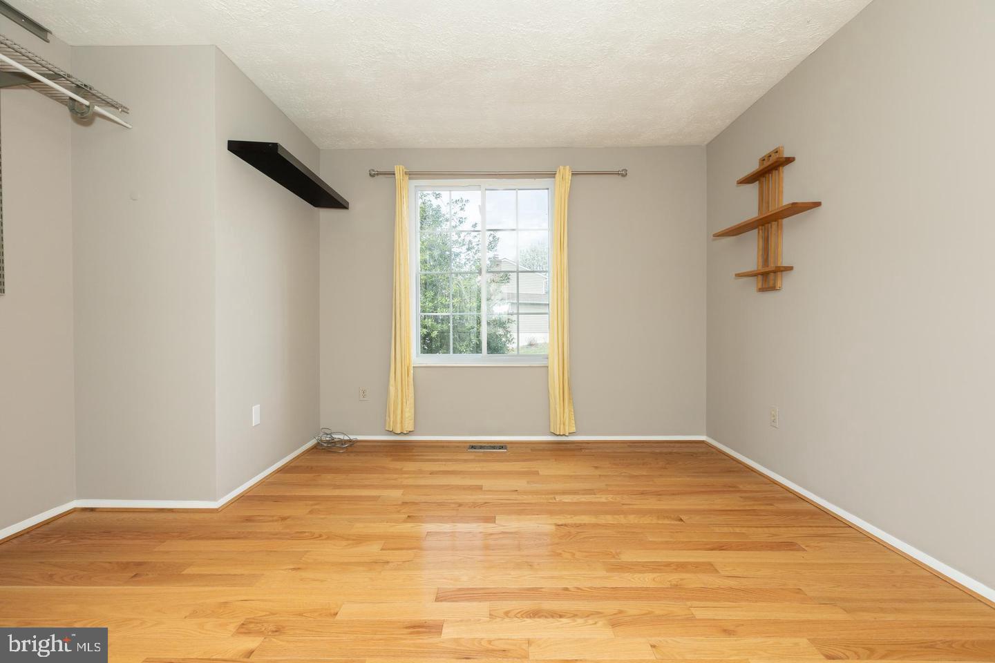 LOCKMEADE - Residential Lease