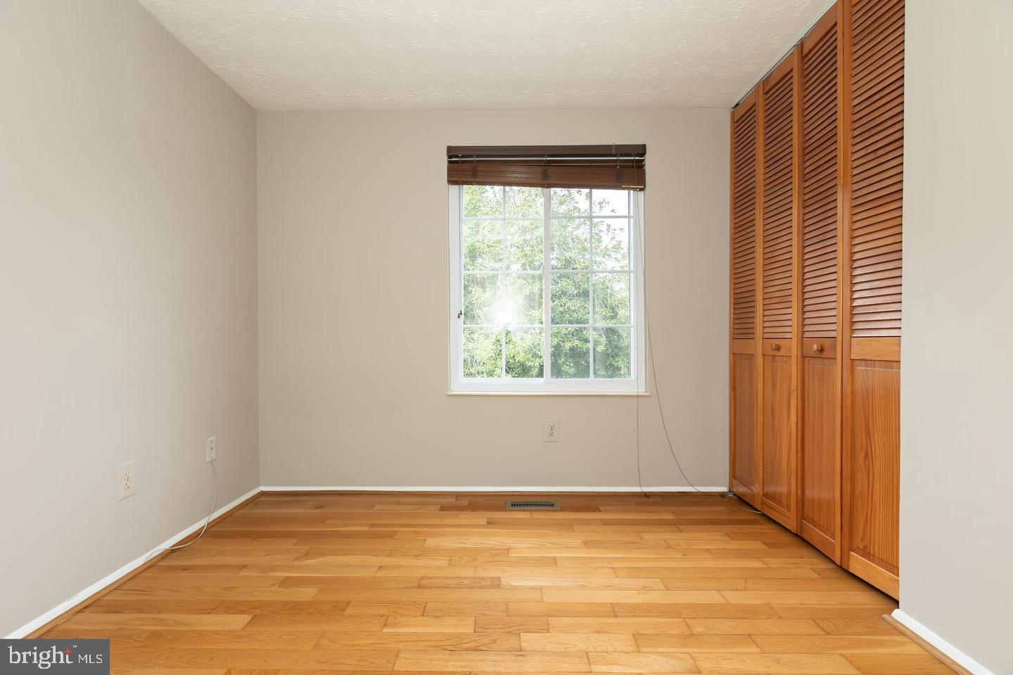 LOCKMEADE - Residential Lease