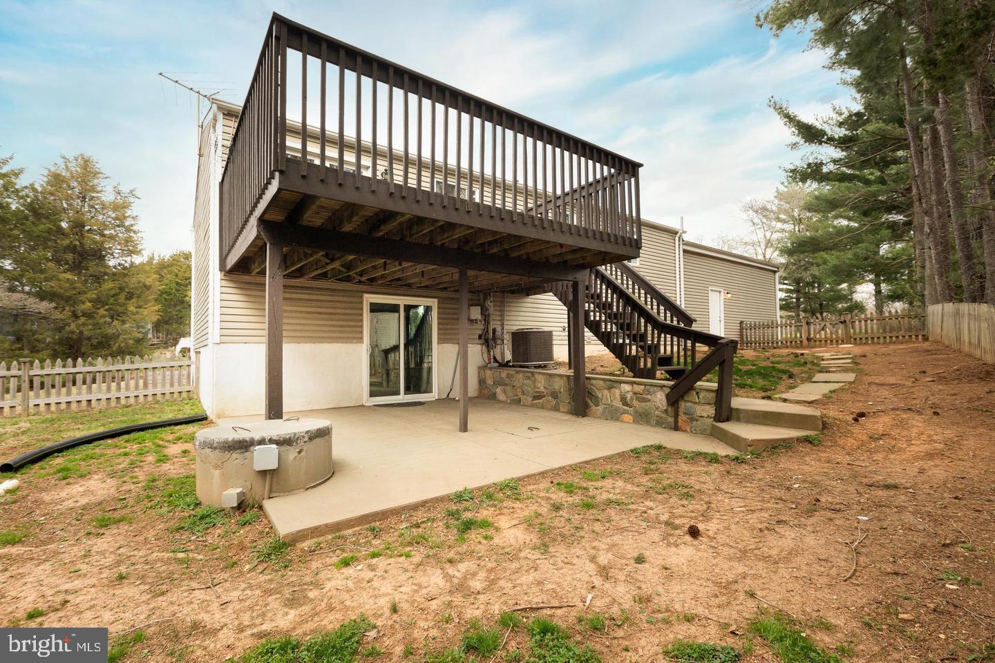 LOCKMEADE - Residential Lease