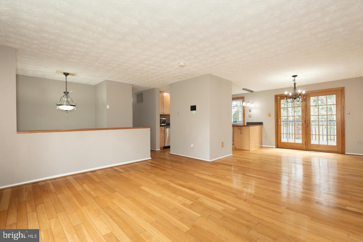 LOCKMEADE - Residential Lease