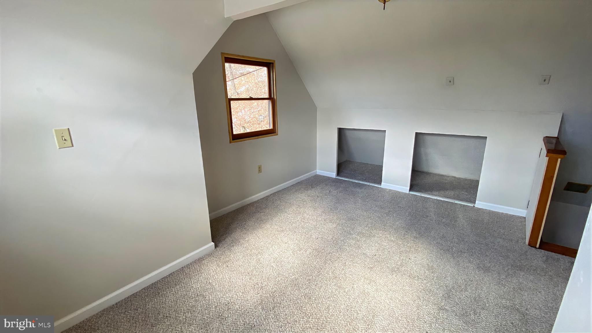 SOUTH POTOMAC FOREST - Residential