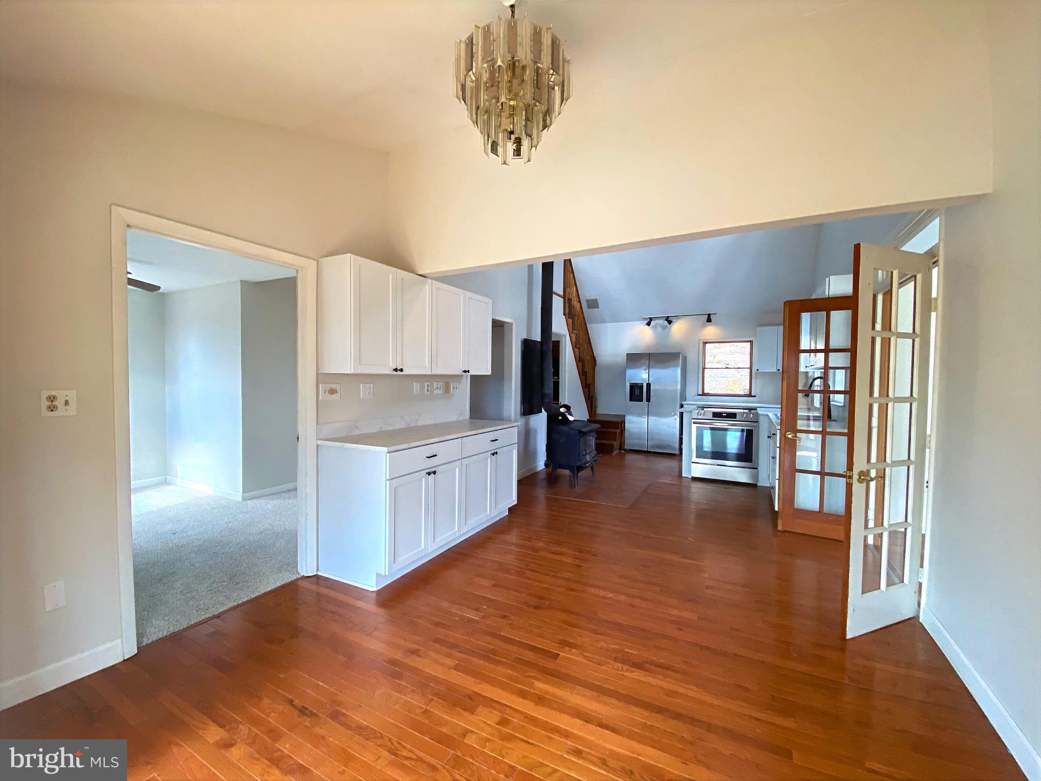 SOUTH POTOMAC FOREST - Residential