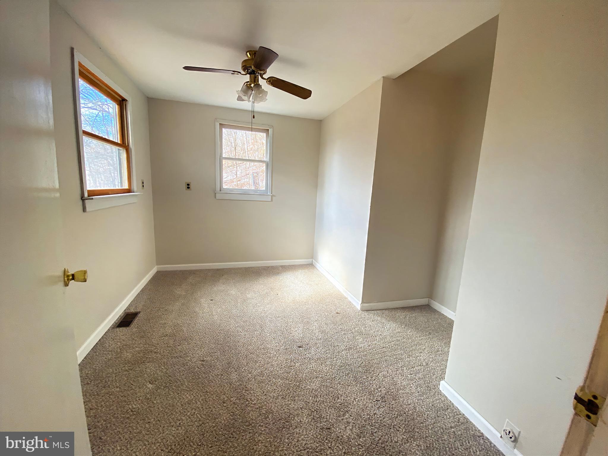 SOUTH POTOMAC FOREST - Residential