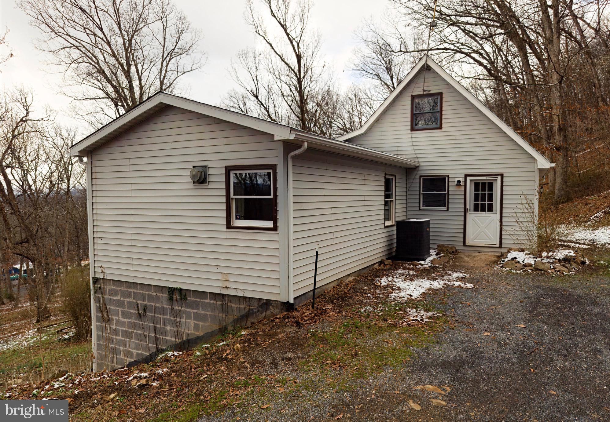 SOUTH POTOMAC FOREST - Residential