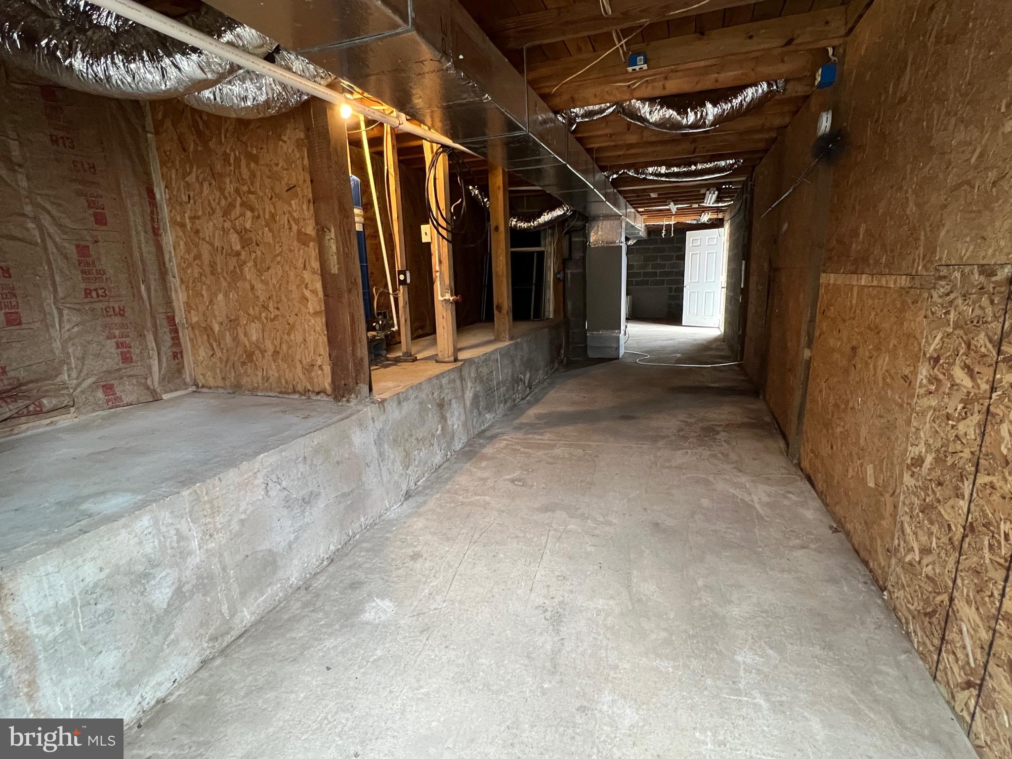 SOUTH POTOMAC FOREST - Residential