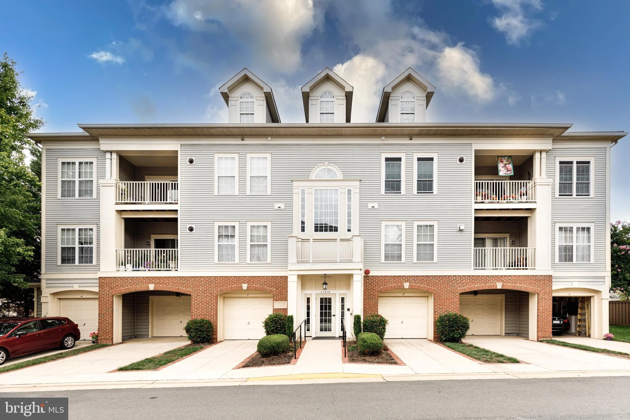 11315 Westbrook Mill Lane Unit 302, Fairfax, VA 22030