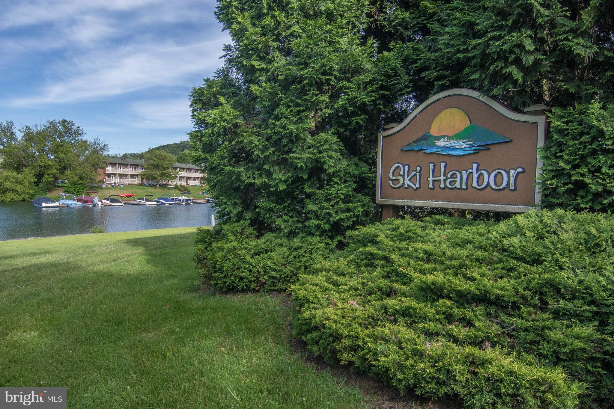 SKI HARBOR - Residential