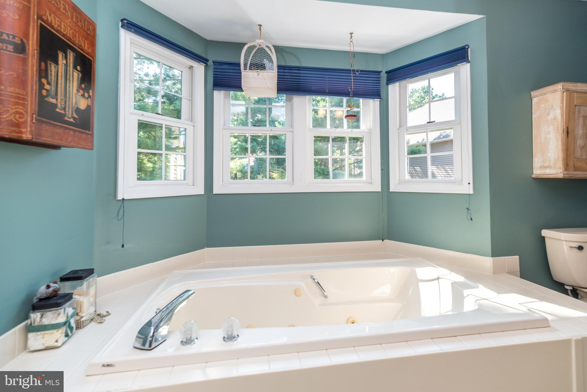 CHARING CROSS - Residential