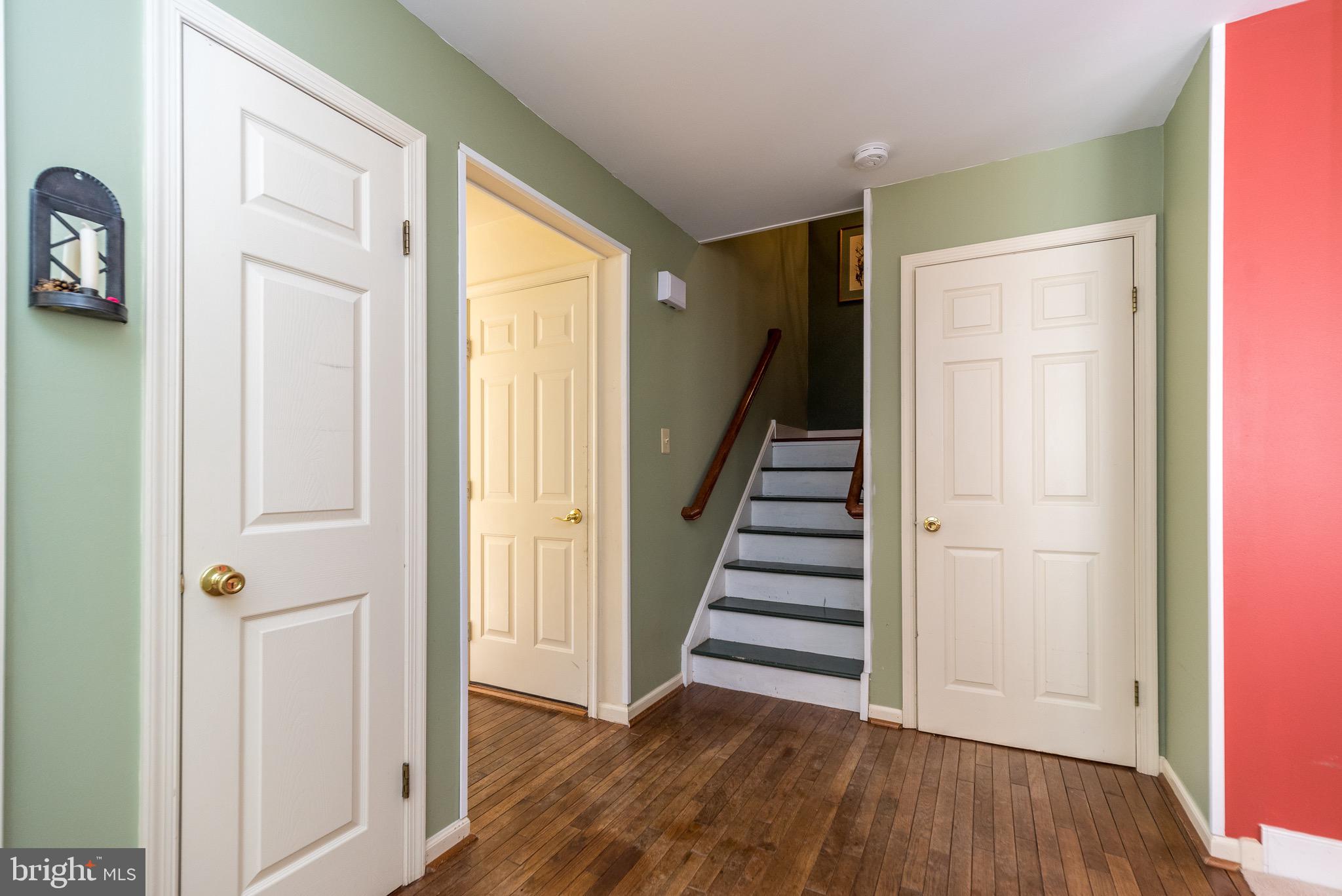 CHARING CROSS - Residential