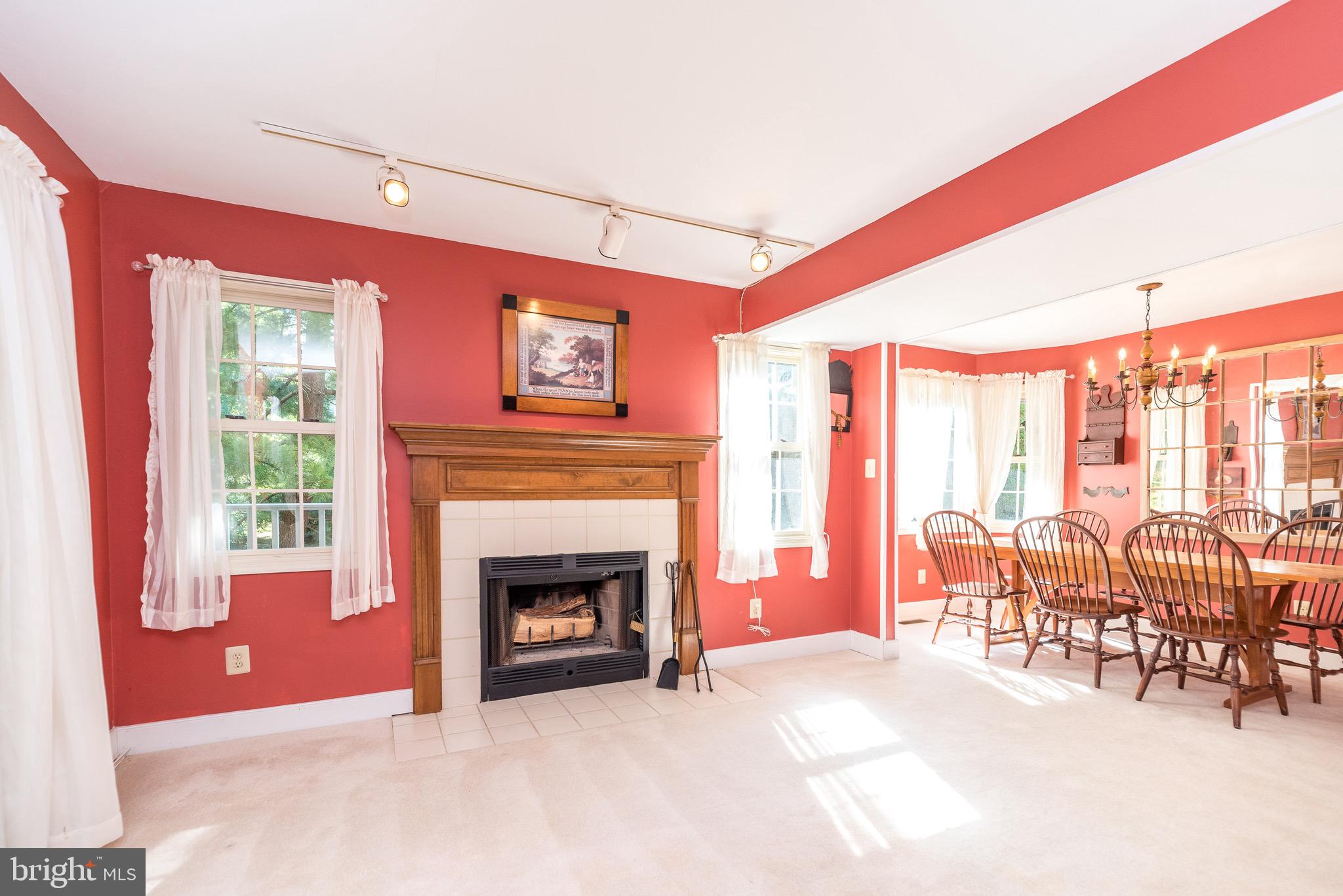 CHARING CROSS - Residential