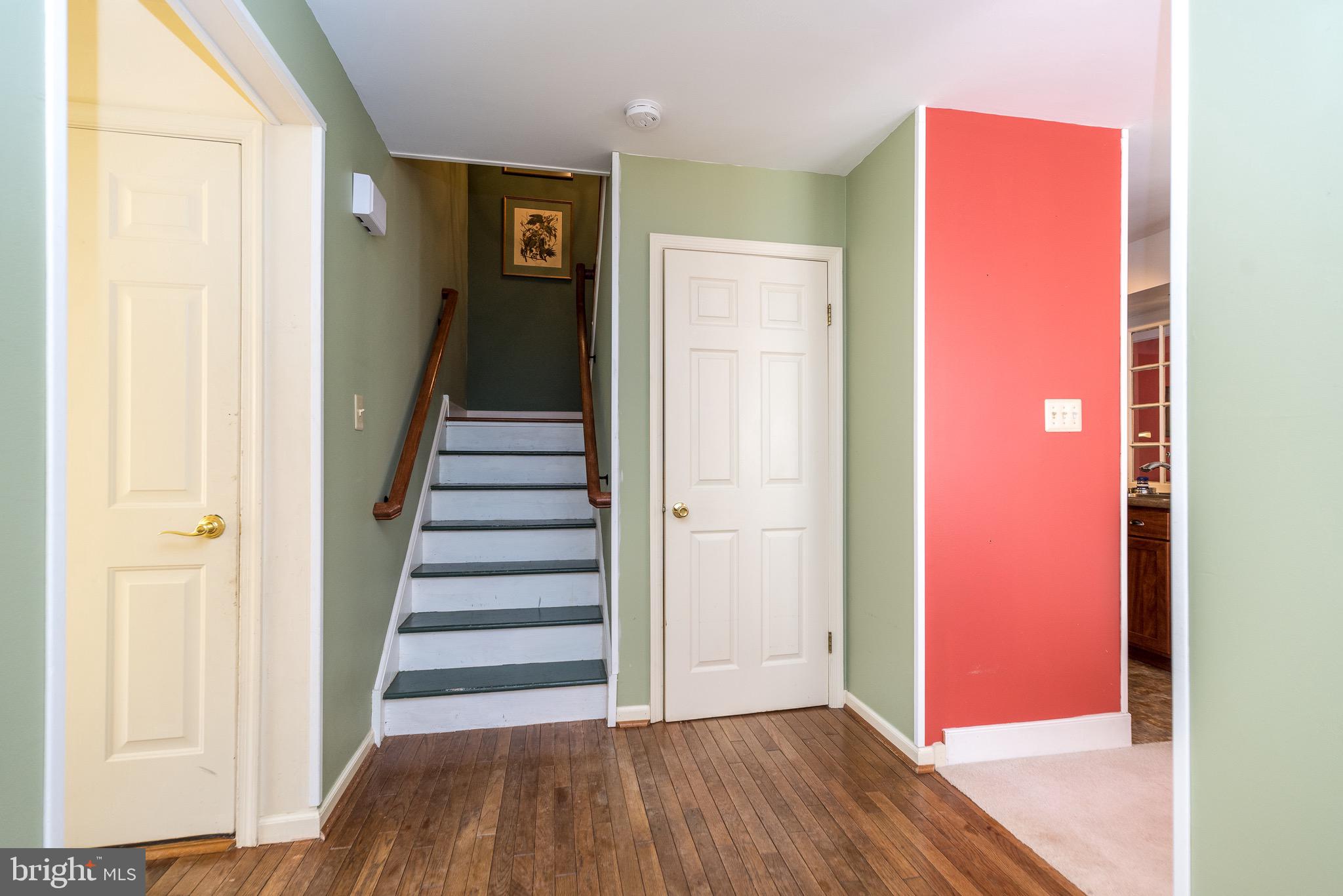 CHARING CROSS - Residential