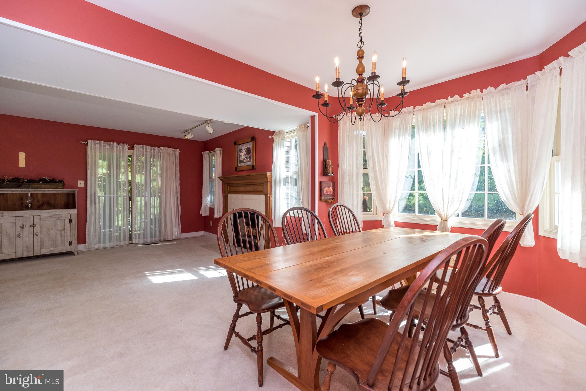 CHARING CROSS - Residential