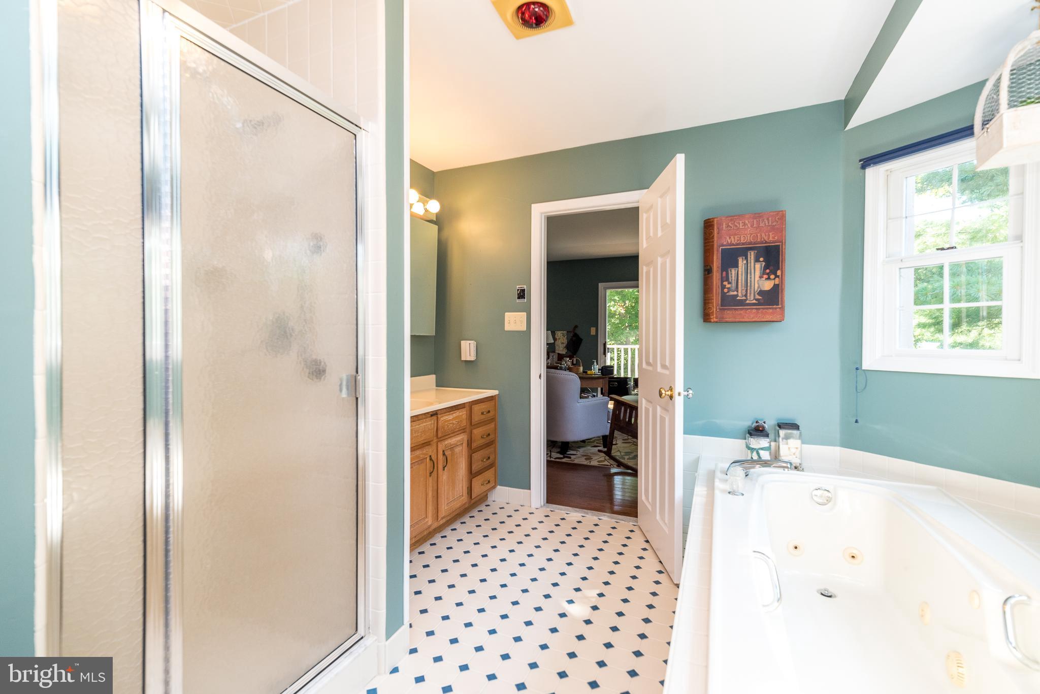 CHARING CROSS - Residential