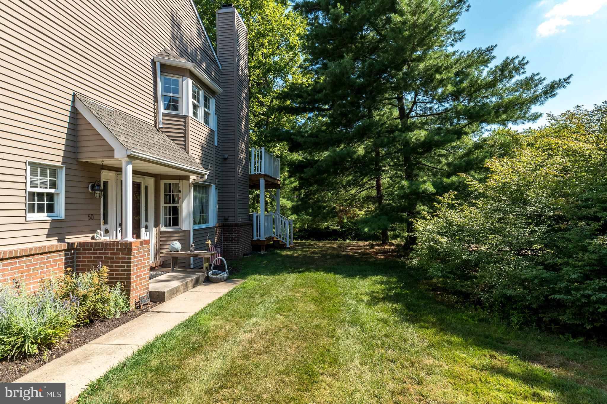 CHARING CROSS - Residential