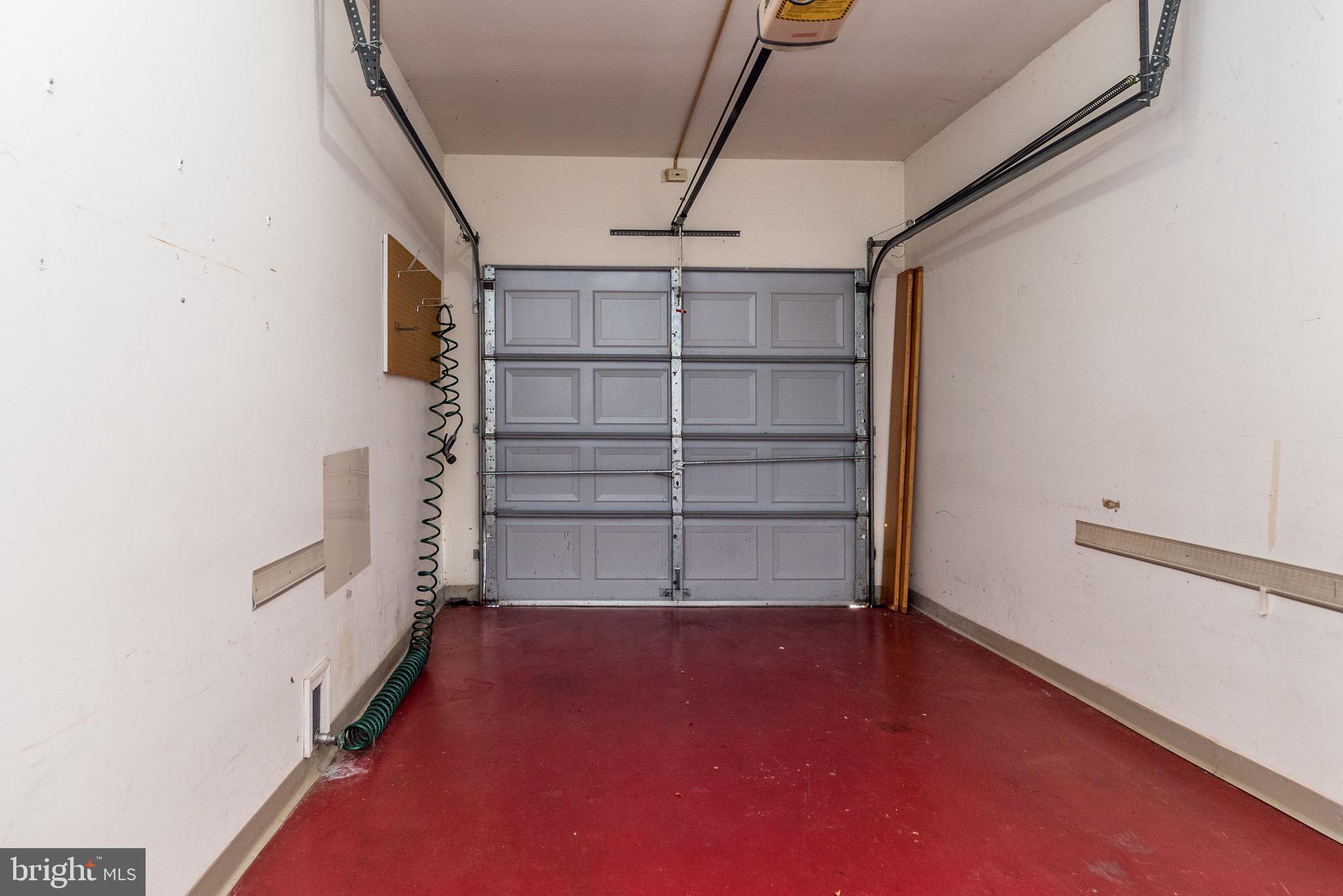 CHARING CROSS - Residential