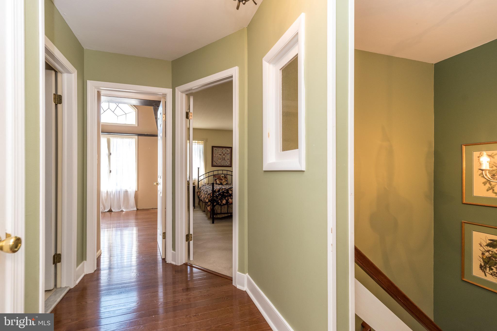 CHARING CROSS - Residential