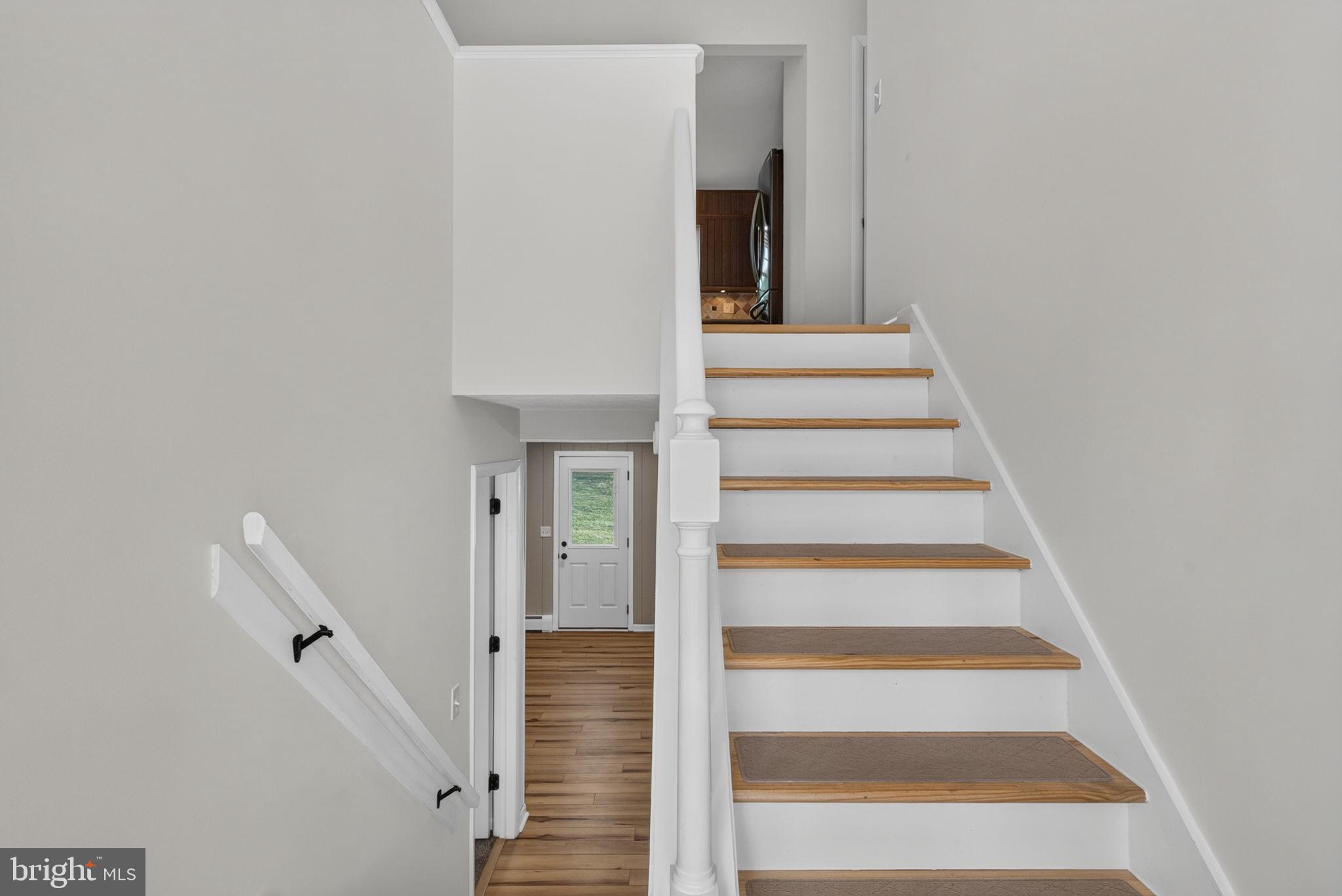 135 HORSESHOE BOULEVARD