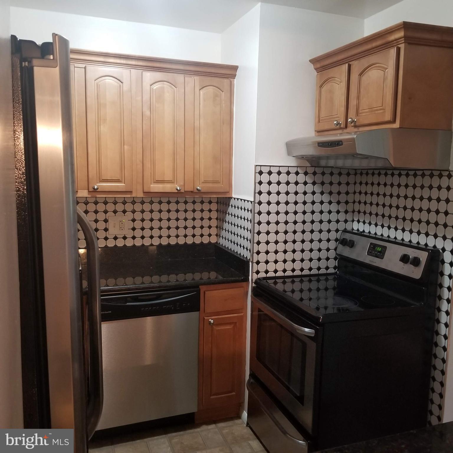 PEMBROOKE - Residential Lease