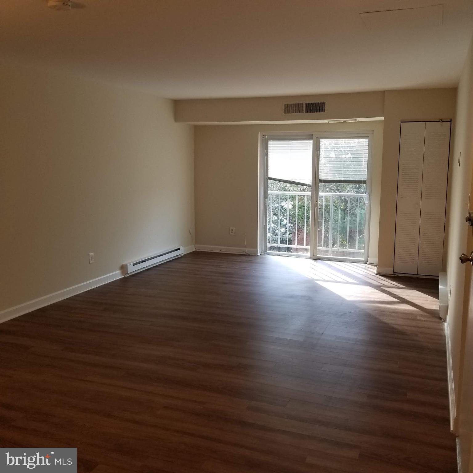 PEMBROOKE - Residential Lease