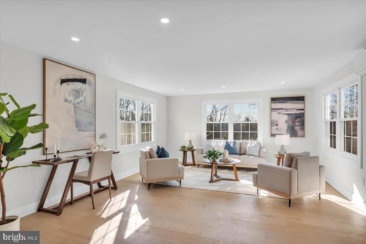 RAMPART RIDGE - Residential