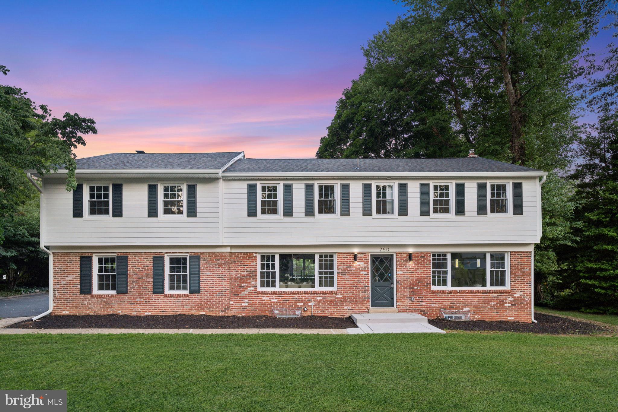 RAMPART RIDGE - Residential