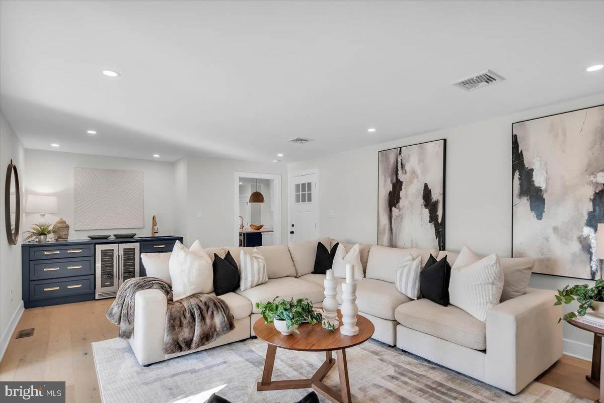 RAMPART RIDGE - Residential