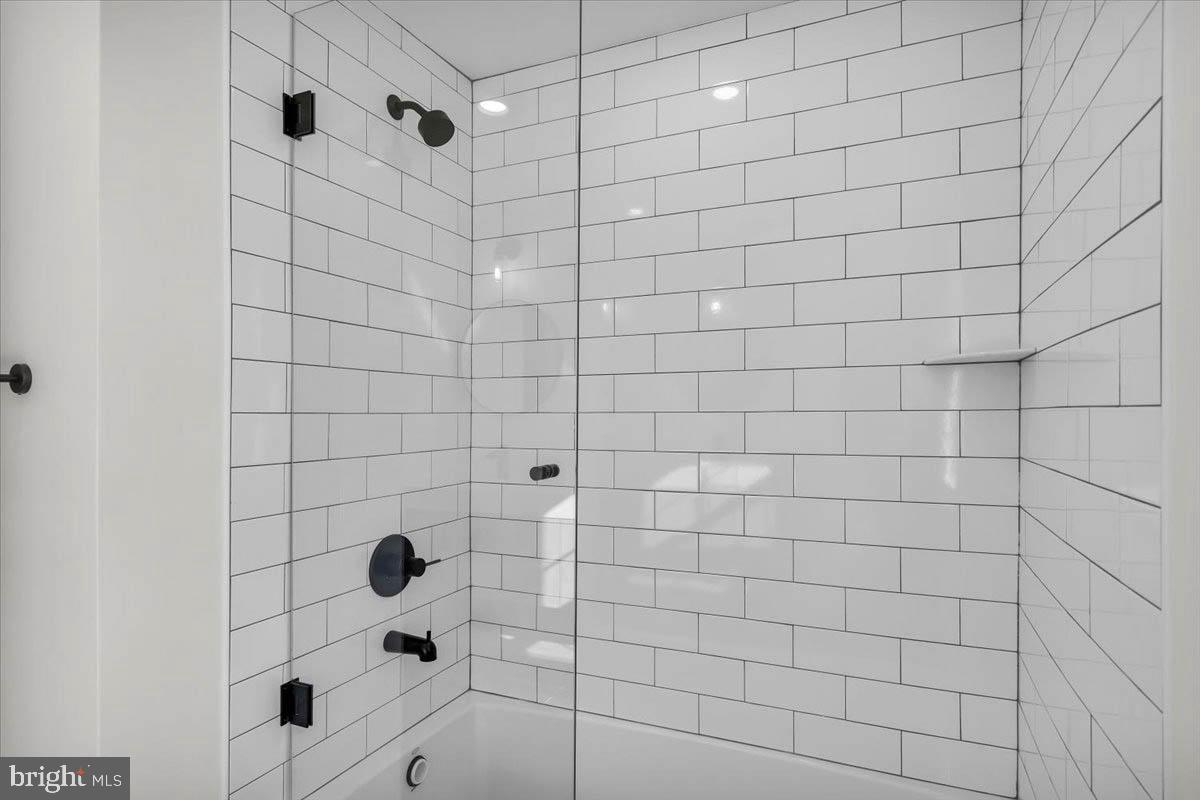 RAMPART RIDGE - Residential